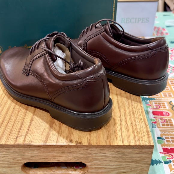 SAS Men's Brown Leather Shoes size 8 brand new with box - Picture 8 of 11